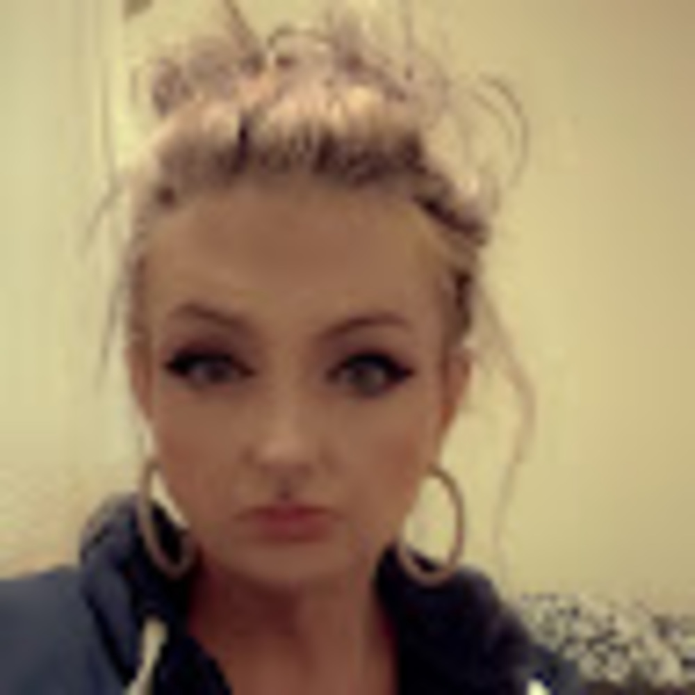 Meet your Posher, Samanthyia